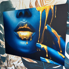 Tablou canvas senzual gold blue digger albastru si auriu cu negru chip femeie buze suave design modern living birou fabricat in romania