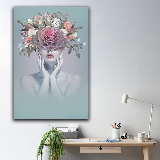Tablou canvas femeie cu trandafiri in cap pe fundal gri