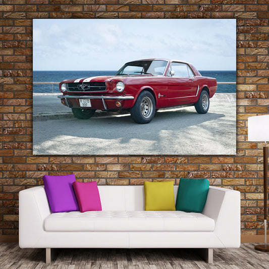 Tablou canvas Ford Mustang rosu cu dungi albe la malul marii