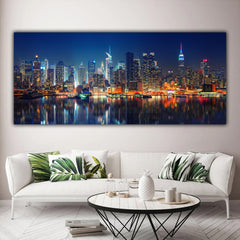 Tablou canvas peisaj al orasul New York noaptea cu lumini colorate zgarie norilor