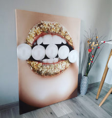 Tablou canvas buze aurii perle GOLD LIPS WHITE BEADS