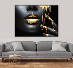 "Decor de lux pentru casa ta - Tablou canvas cu buze aurii BLACK AND GOLD DIGGER