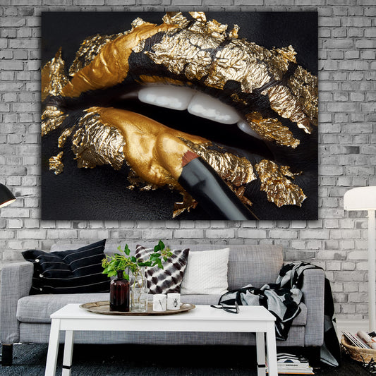 Tablou canvas buze aurii portret femeie fundal negru foita de aur black and gold design fineart pentru camera de vis sau living modern